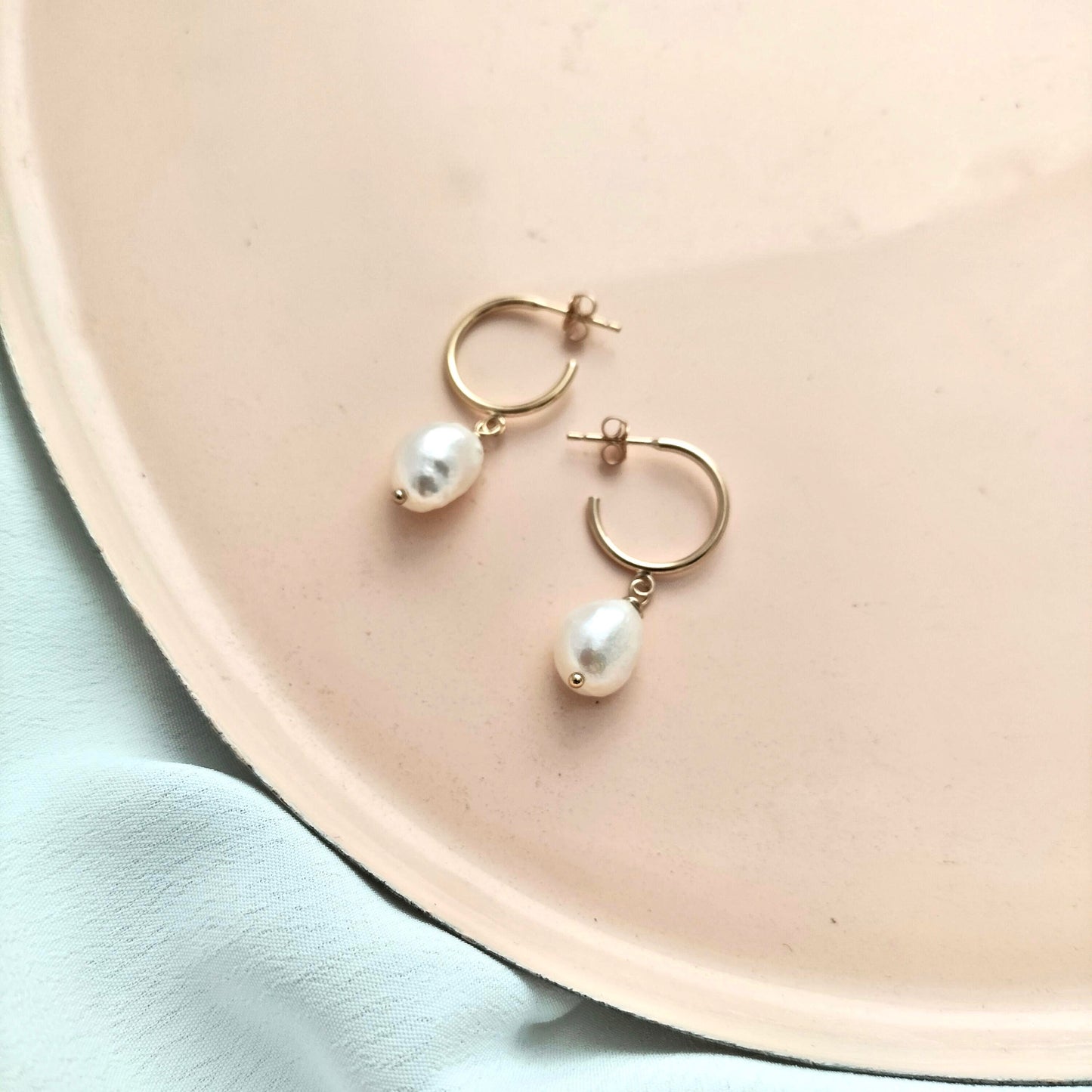 Baroque Pearl Hoop earrings