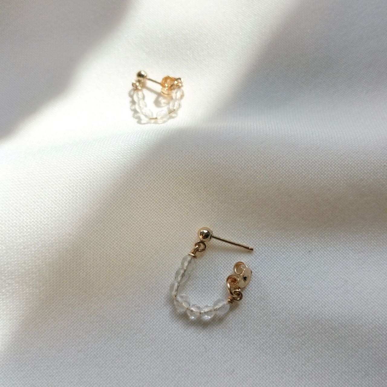 April birthstone earrings - Clear Quartz
