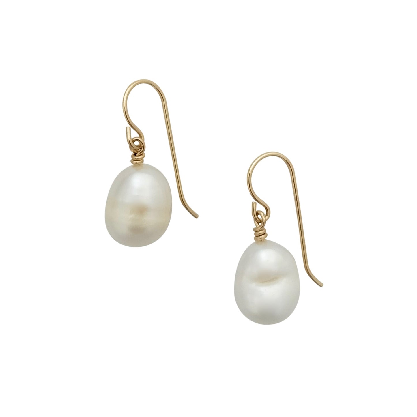 Classic Pearl drop earrings