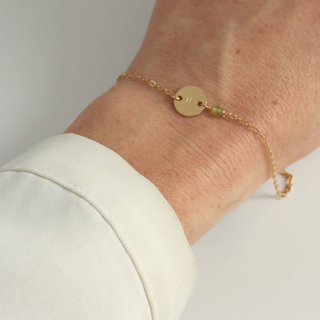 Gold Birthstone bracelet - August - Peridot