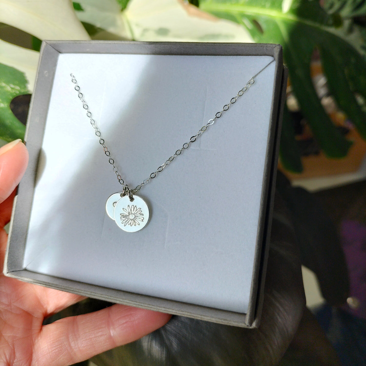 Personalised Birth Flower necklace - silver